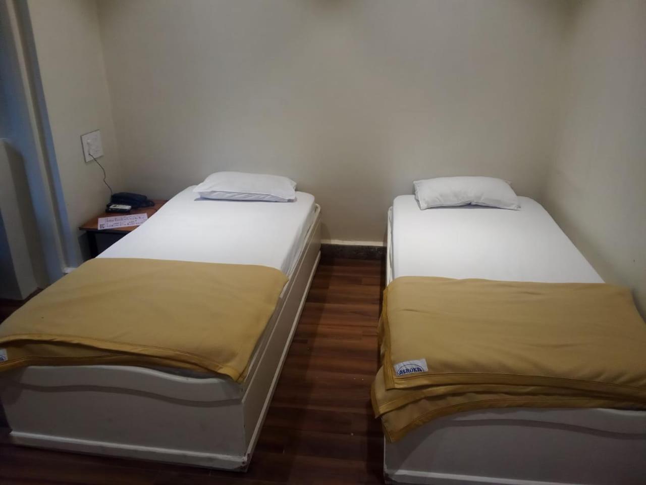 Hotel Ashoka, Pune Yerandwane Dış mekan fotoğraf